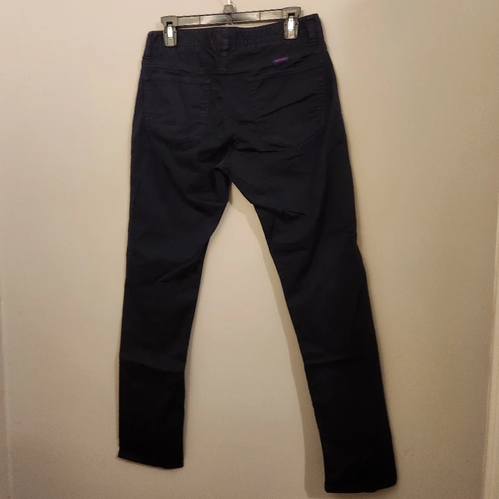 UNTUCKit pocket chino